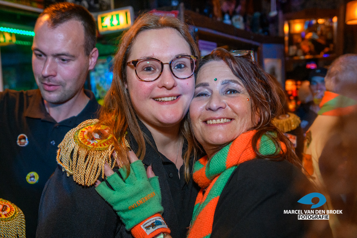 Mvdbf.nl 184