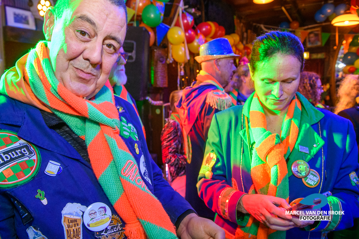Mvdbf.nl 44