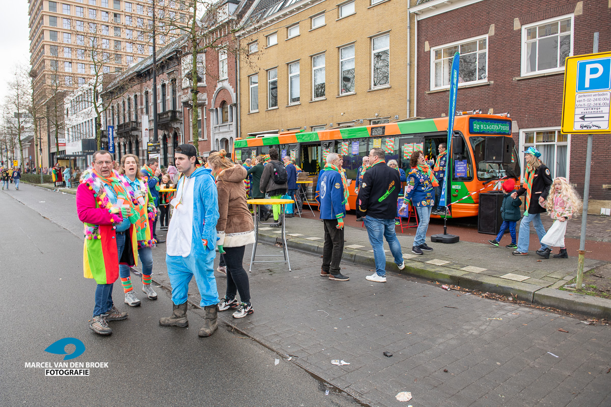 Kruikenstad.nl blaokpapper bus 005