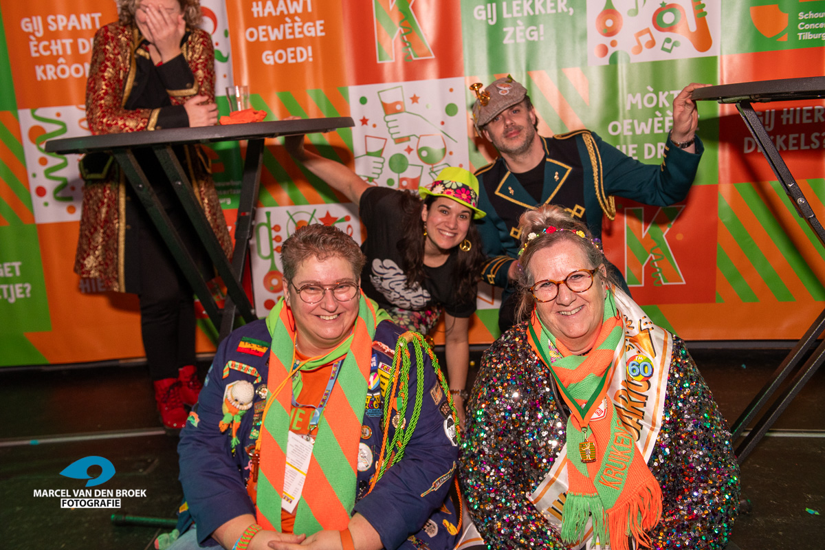 Kruikenstad.nl koppent 157