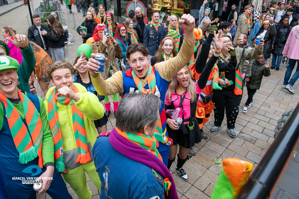 Kruikenstad.nl inhaol 230