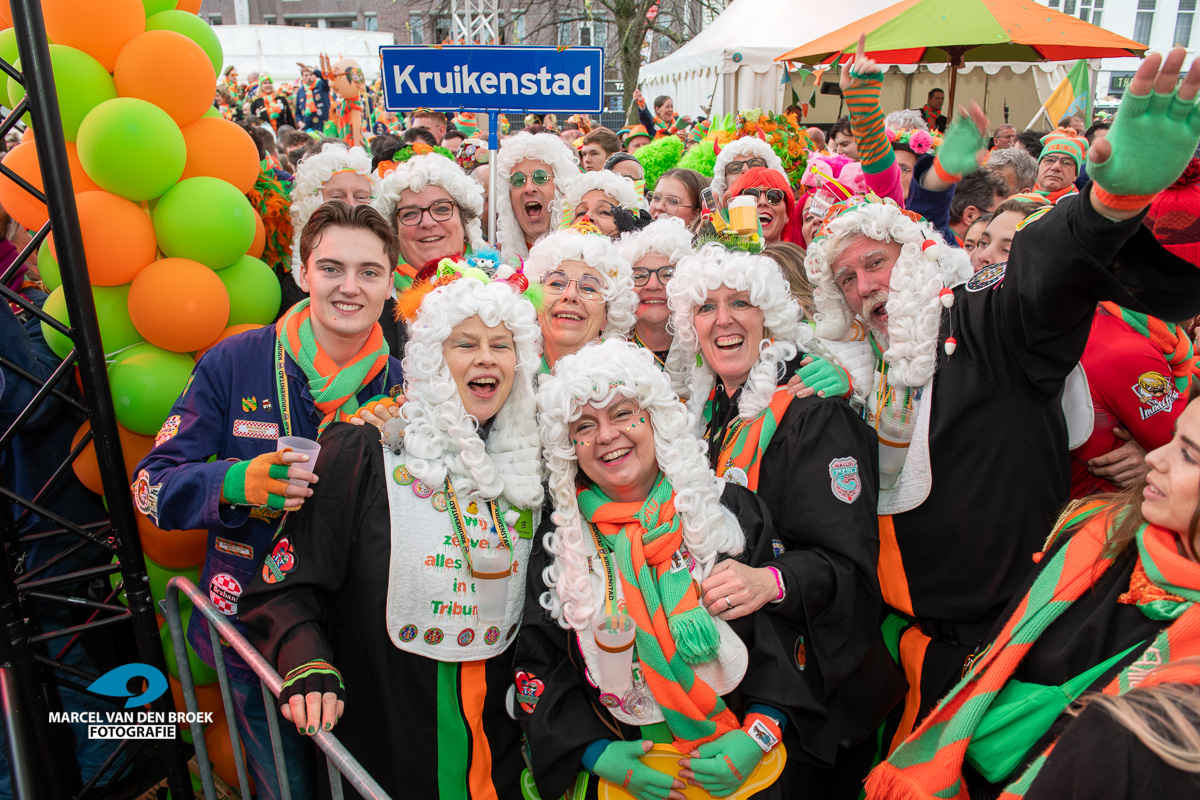 Kruikenstad.nl inhaol 324