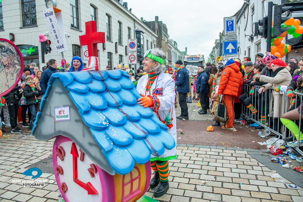 Kruikenstad.nl opstocht 114