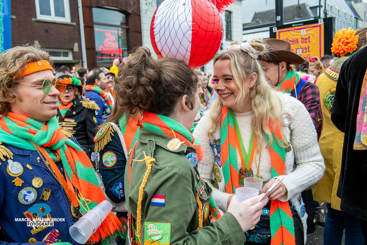 Kruikenstad.nl opstocht 136