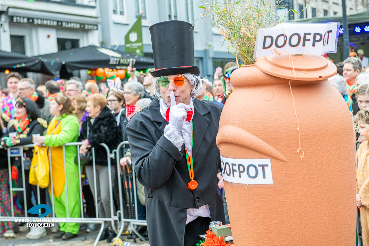 Kruikenstad.nl opstocht 165