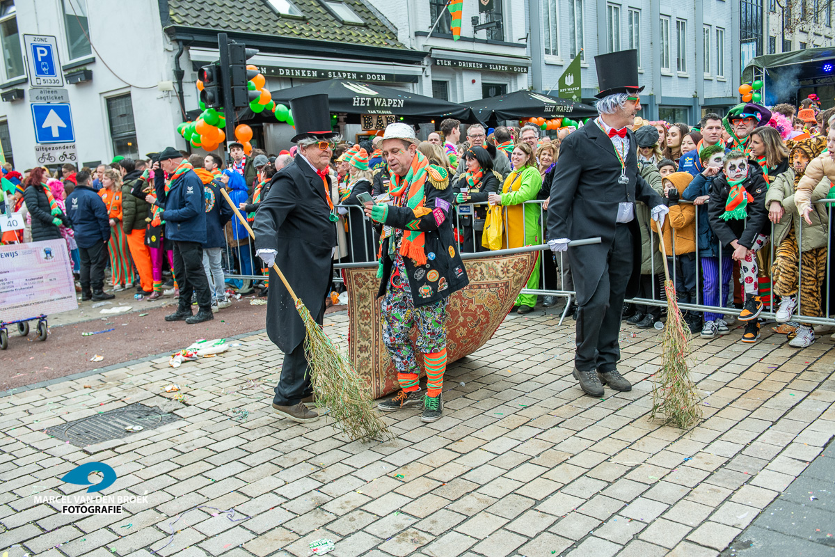 Kruikenstad.nl opstocht 166