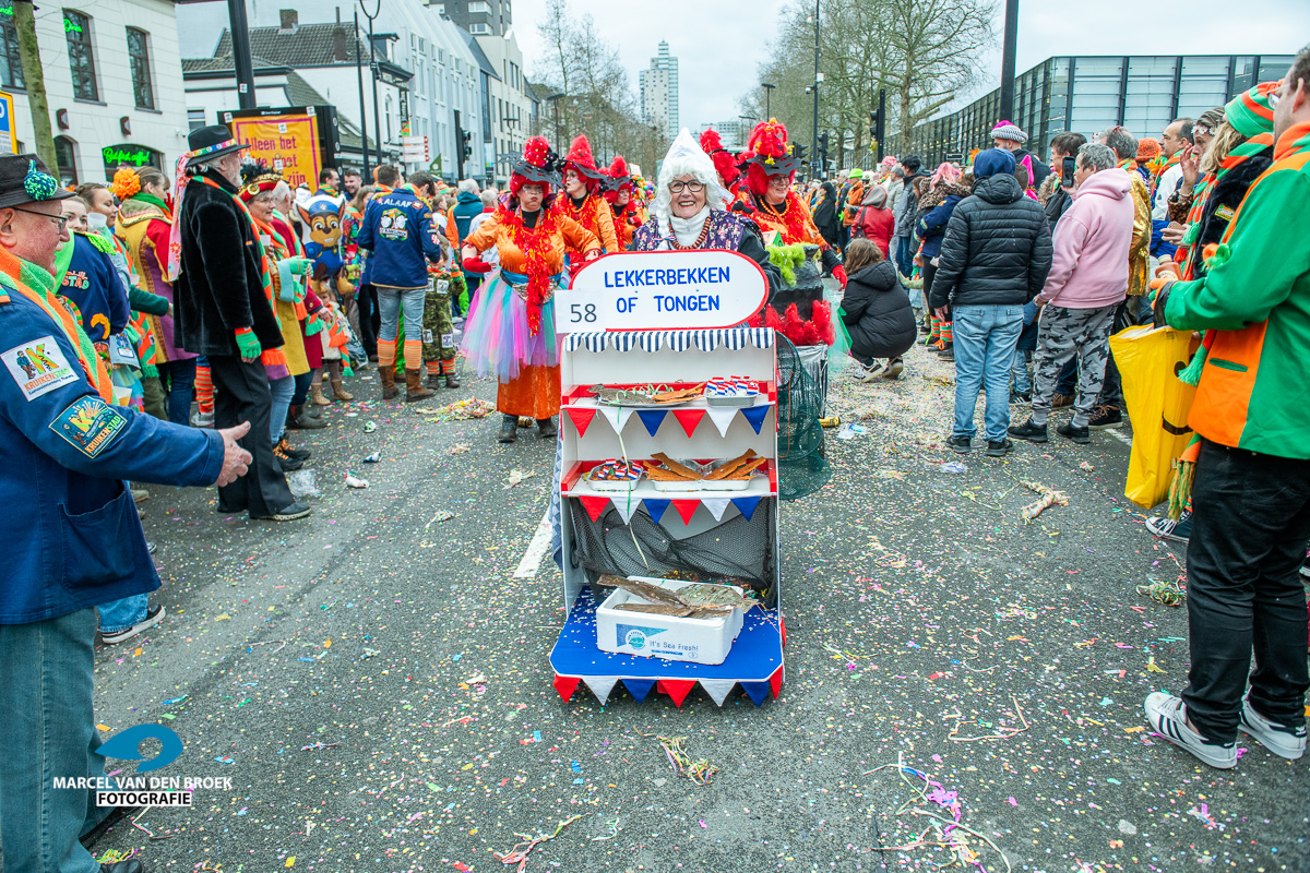 Kruikenstad.nl opstocht 220