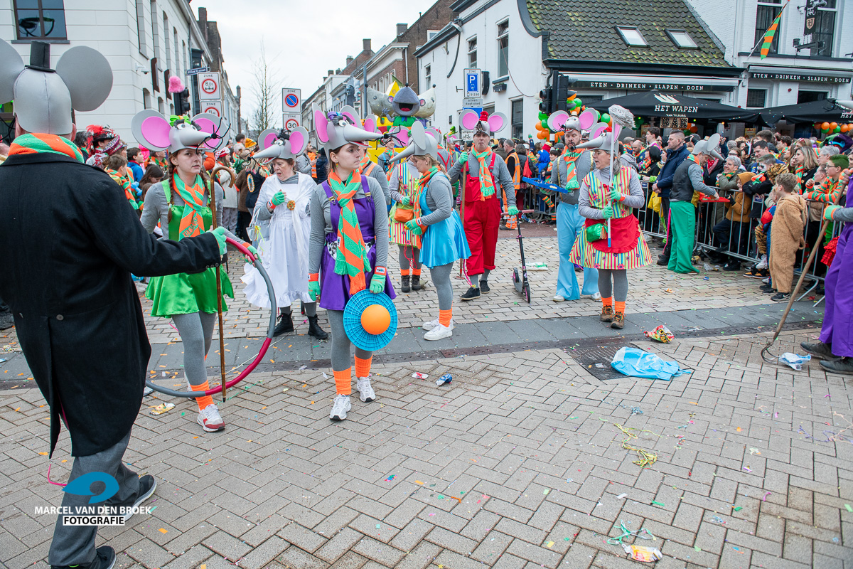 Kruikenstad.nl opstocht 243