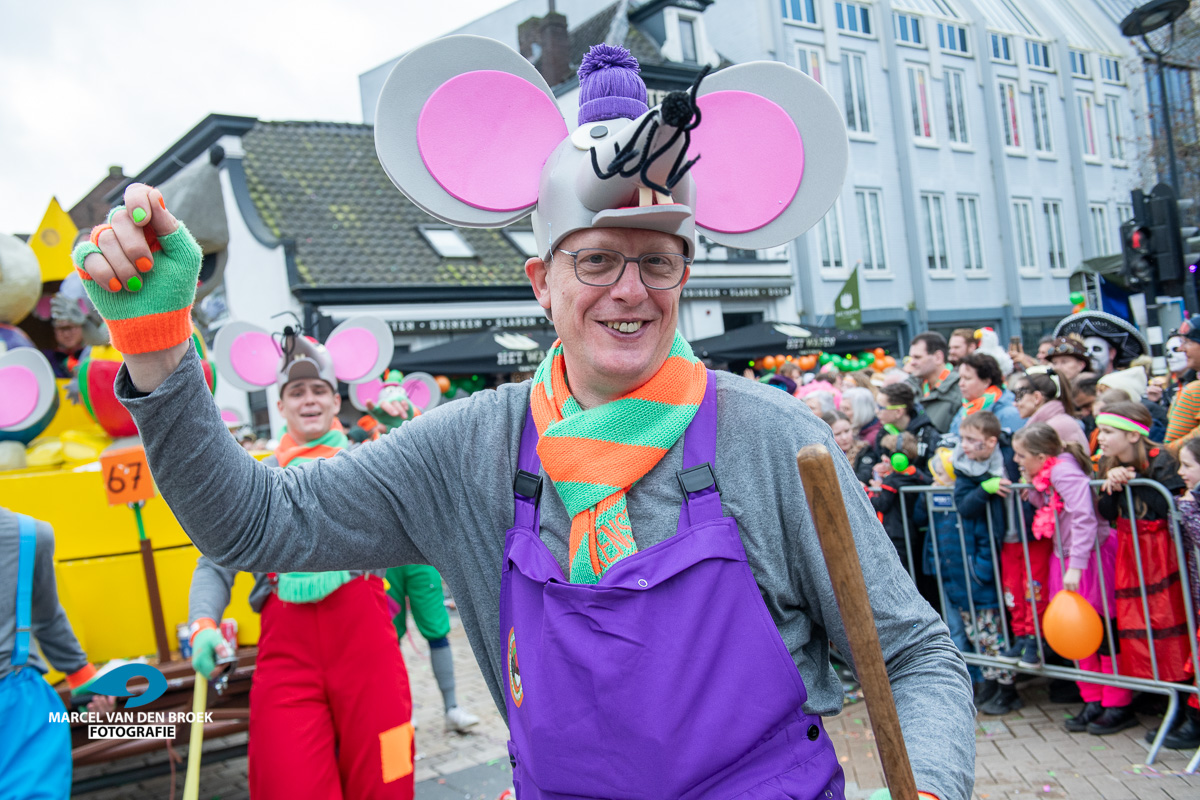 Kruikenstad.nl opstocht 246