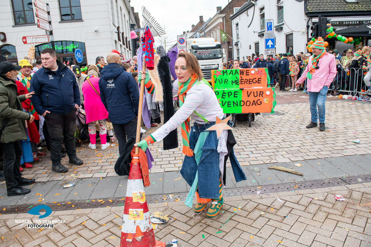 Kruikenstad.nl opstocht 261