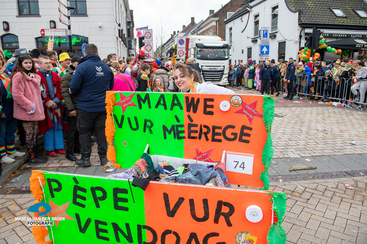 Kruikenstad.nl opstocht 263