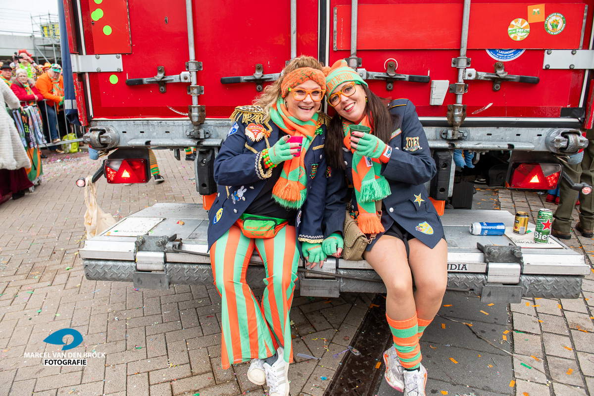 Kruikenstad.nl opstocht 275