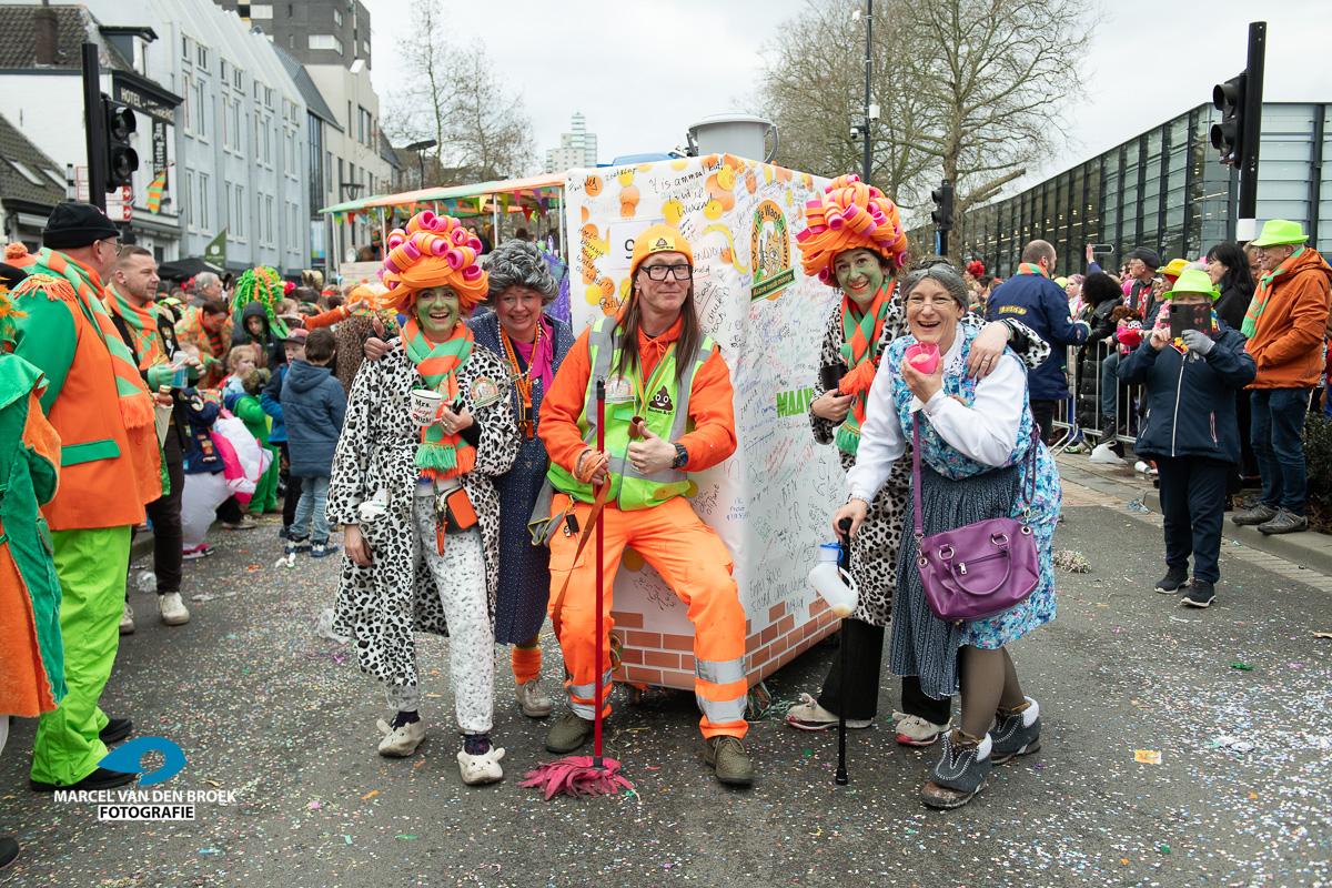 Kruikenstad.nl opstocht 333