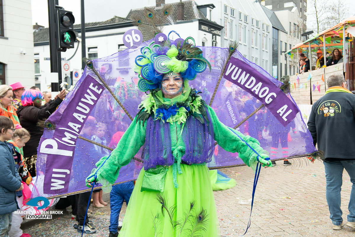 Kruikenstad.nl opstocht 335