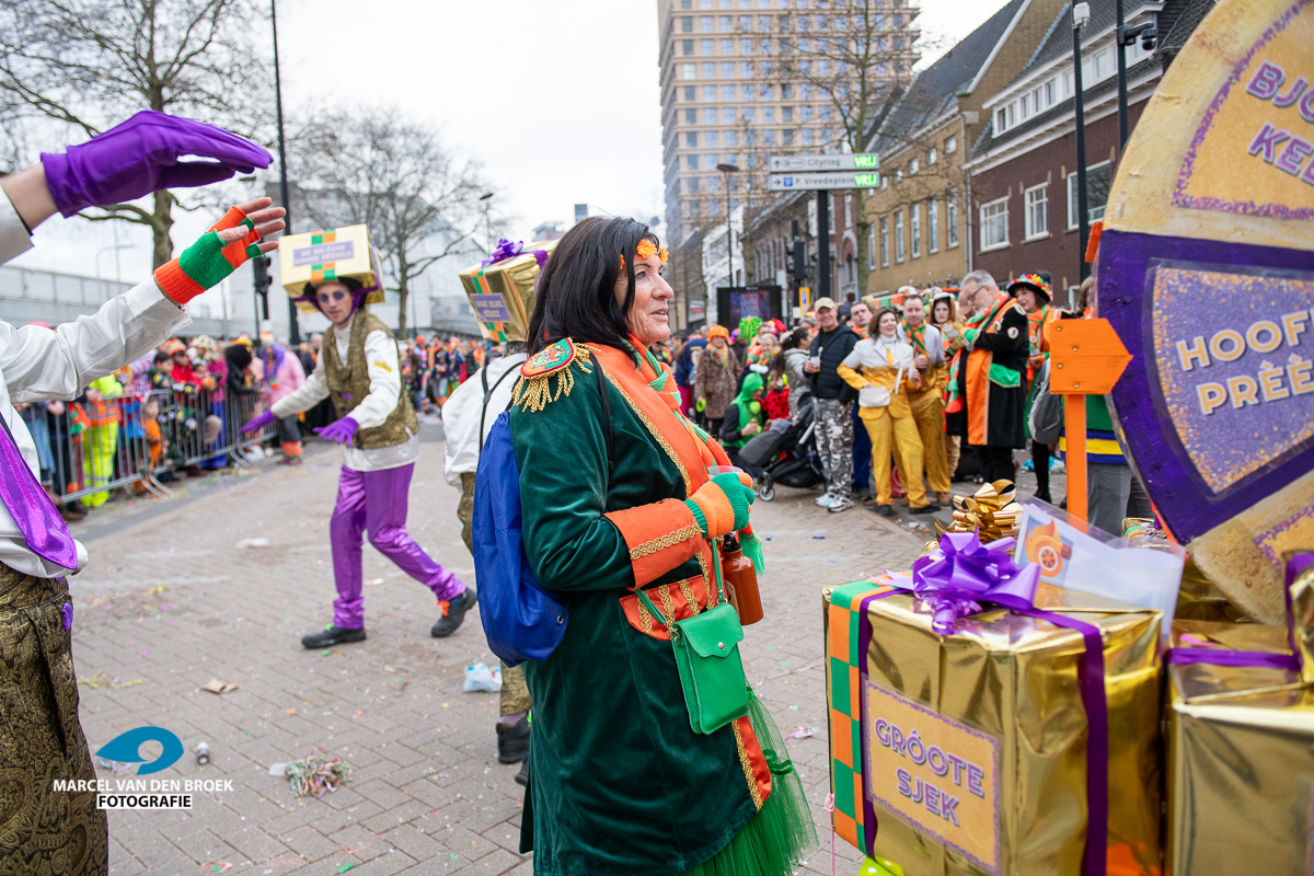 Kruikenstad.nl opstocht 375