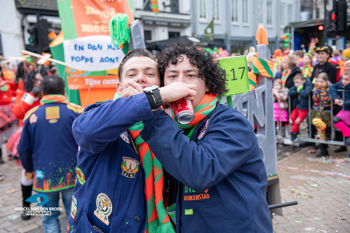 Kruikenstad.nl opstocht 386