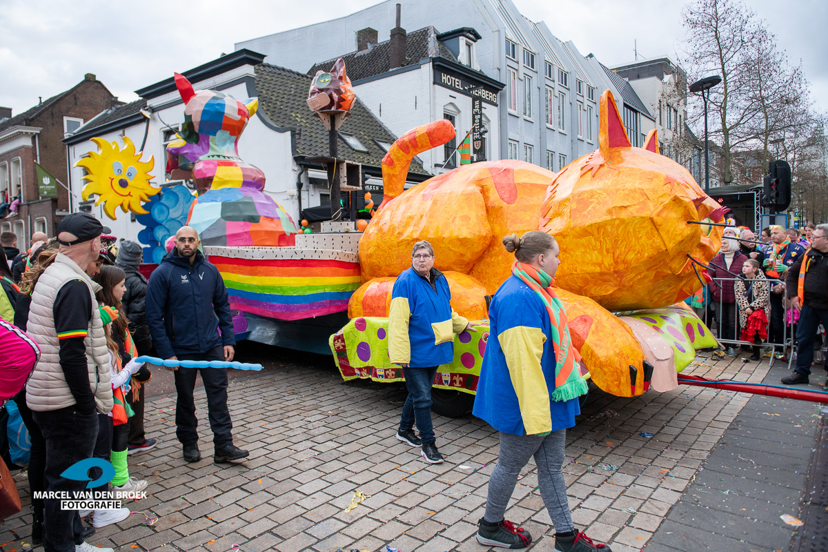 Kruikenstad.nl opstocht 416