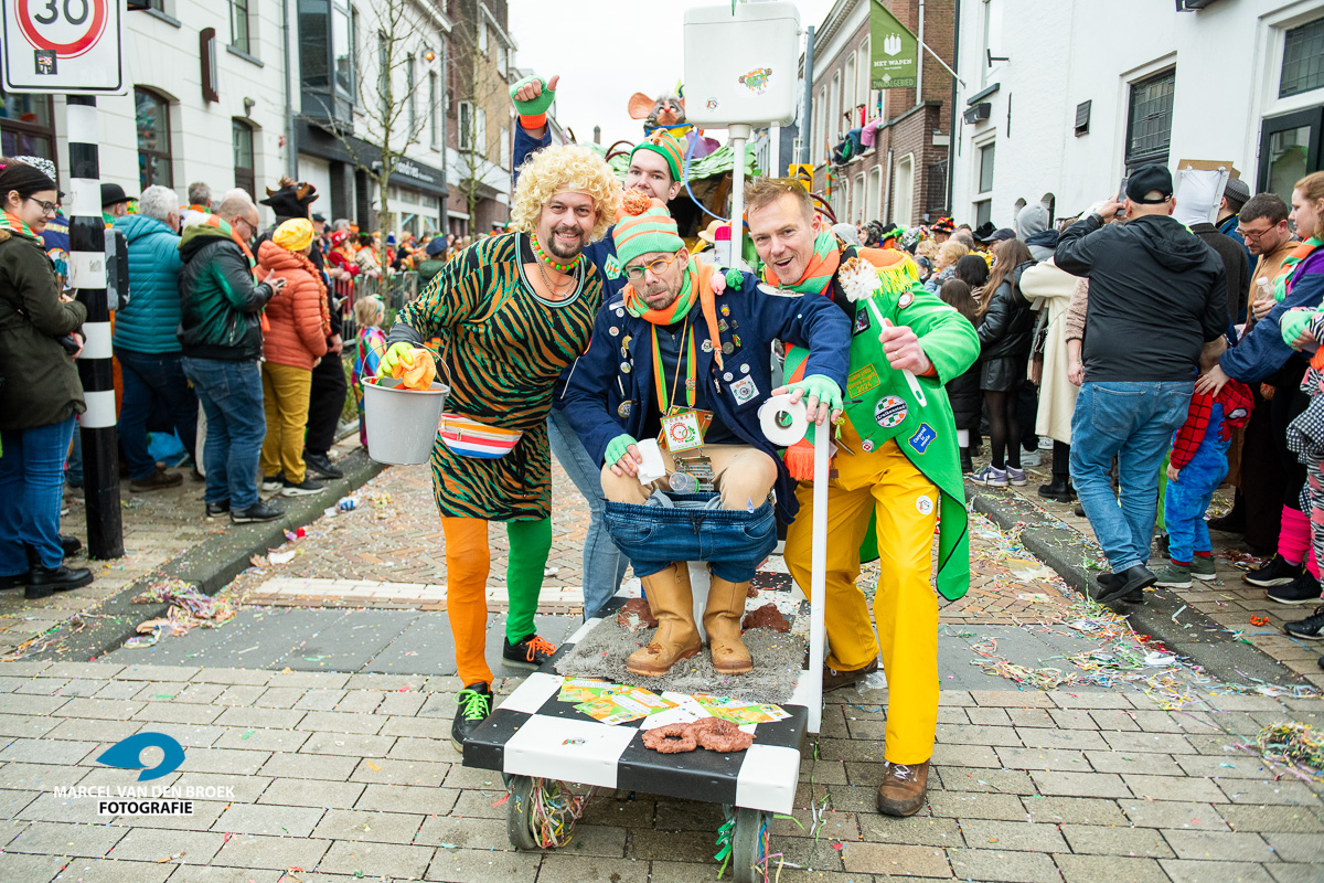 Kruikenstad.nl opstocht 444