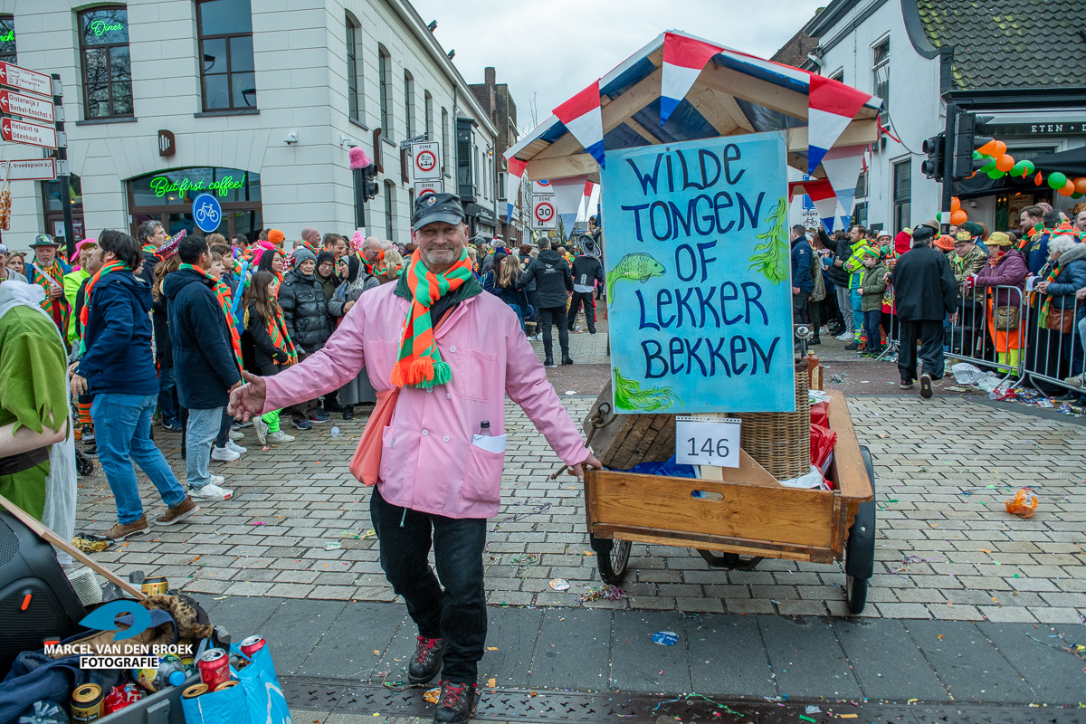 Kruikenstad.nl opstocht 471