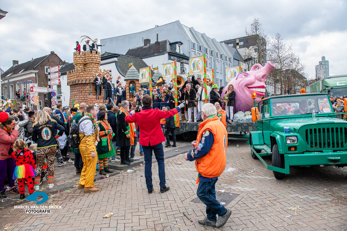 Kruikenstad.nl opstocht 511