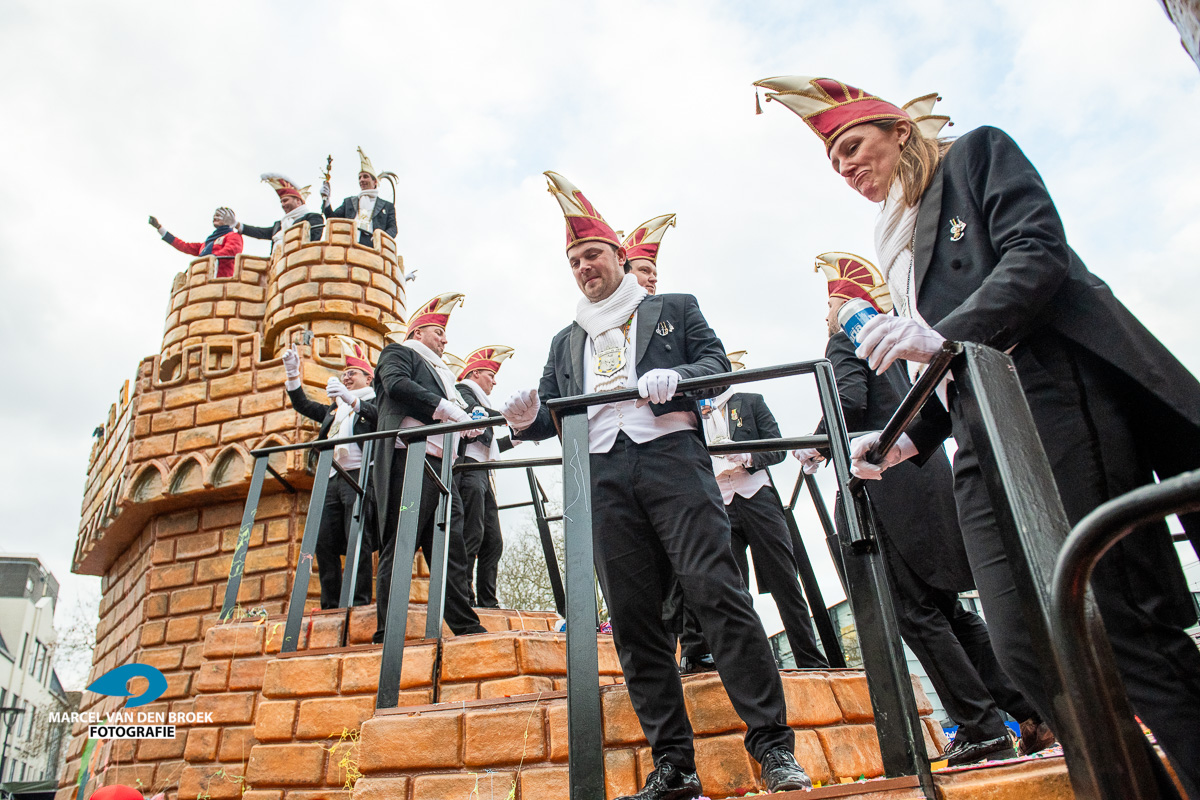 Kruikenstad.nl opstocht 520