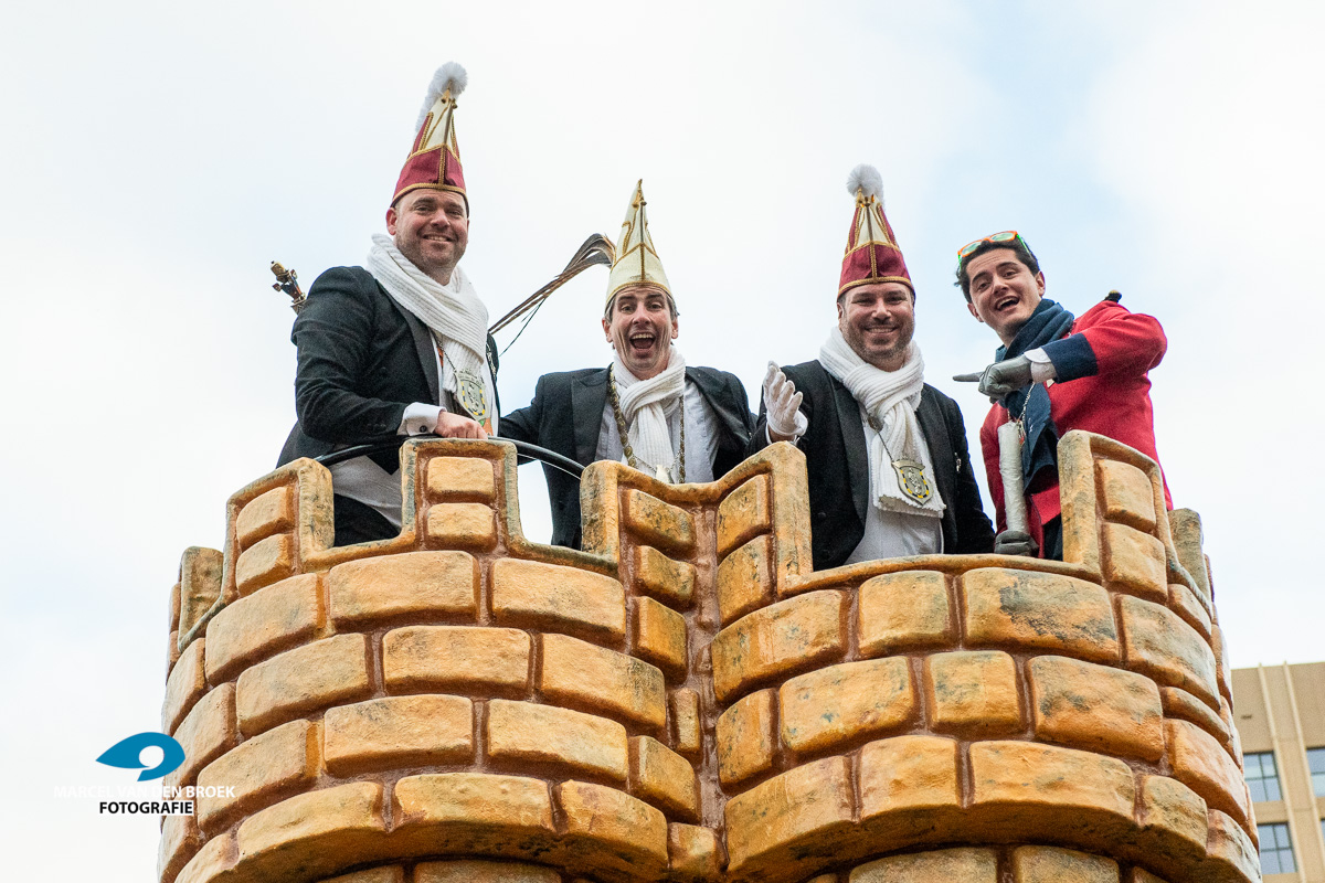 Kruikenstad.nl opstocht 524